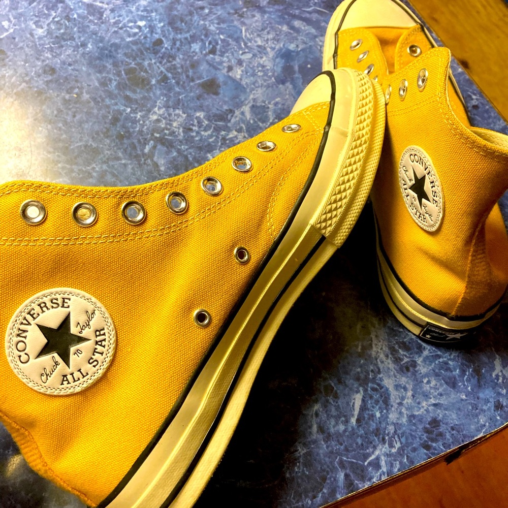 Chuck Taylor vintage converse.